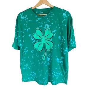 St Patrick’s Green Bleached Out Clover Tee Sz L